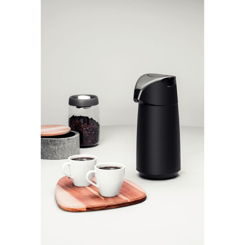 Termo-Tramontina-Exata-en-PlA¡stico-Negro-con-Ampolla-de-Vidrio-1-L