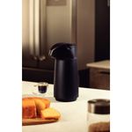 Termo-Tramontina-Exata-en-PlA¡stico-Negro-con-Ampolla-de-Vidrio-1-L